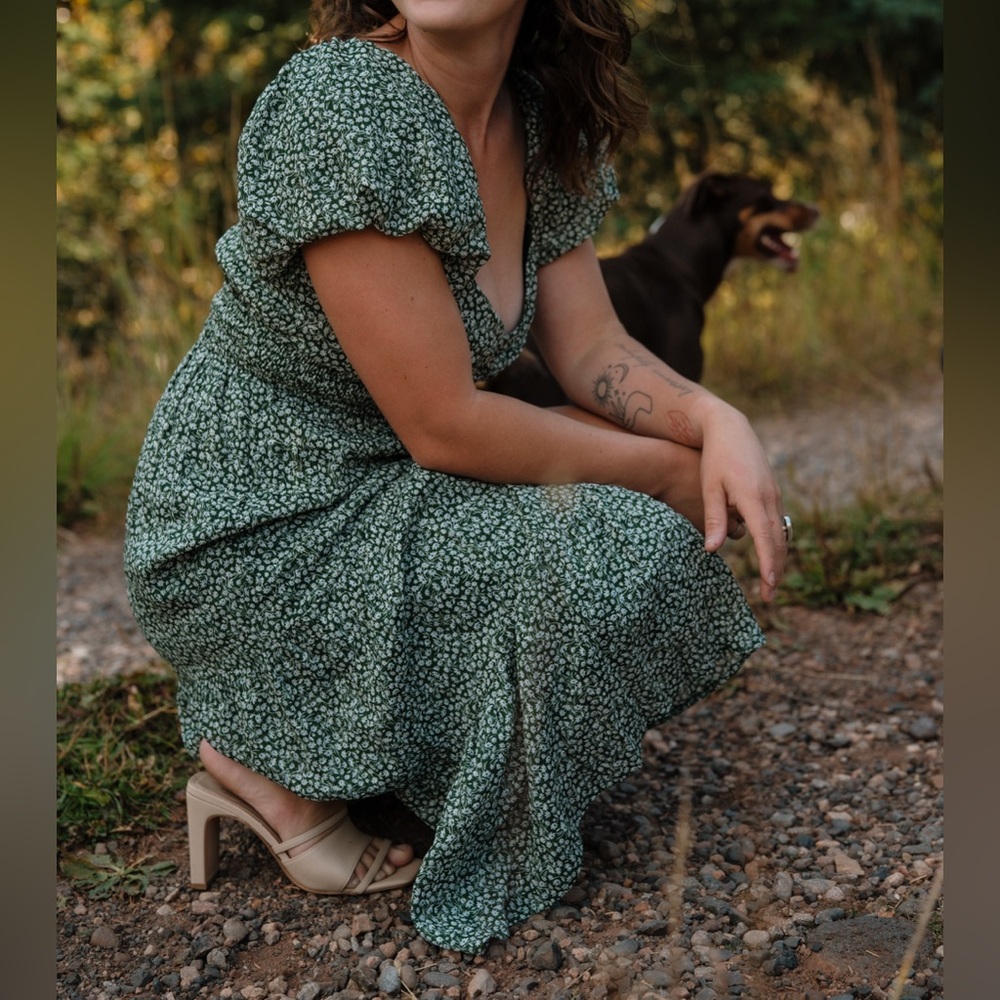 Trixxi Green Floral Midi Dress